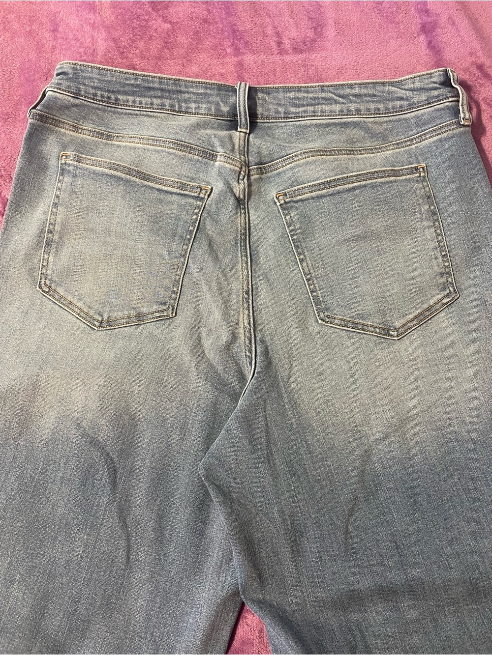 Universal Thread High-Rise Light Blue Women's Jeans - Picture 3 of 4